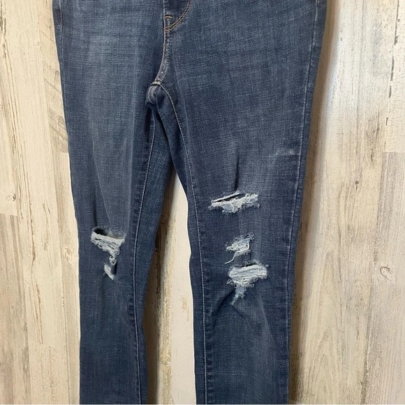 Levis Womens 721 High Rise Skinny Lightly Distressed Jeans- Dark Wash size 26 - Picture 2 of 7